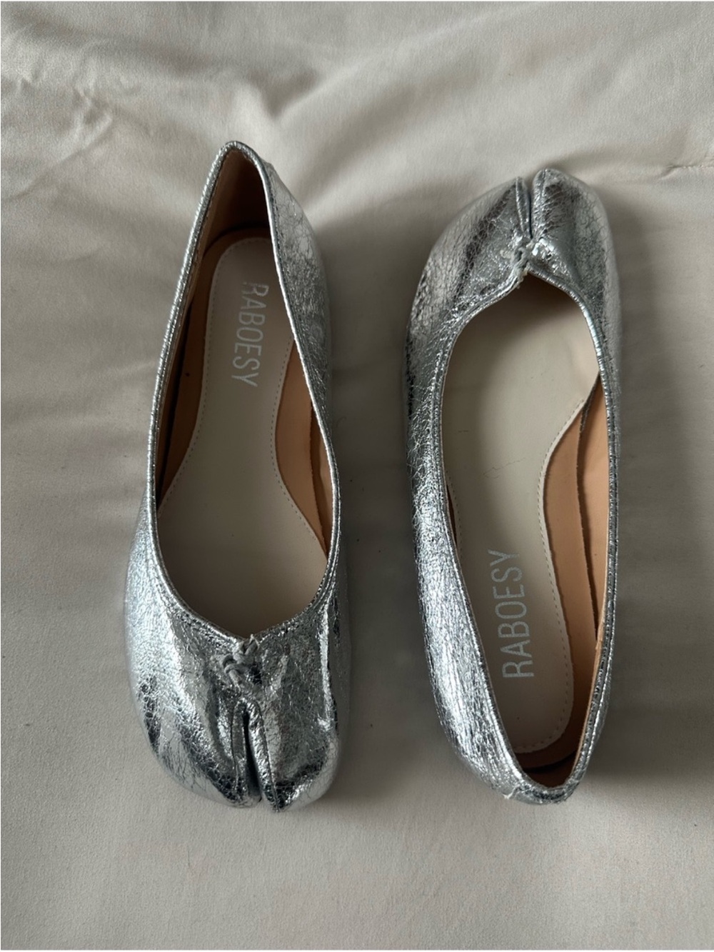 RABOESY Silver Split-Toe tank Ballet Flats